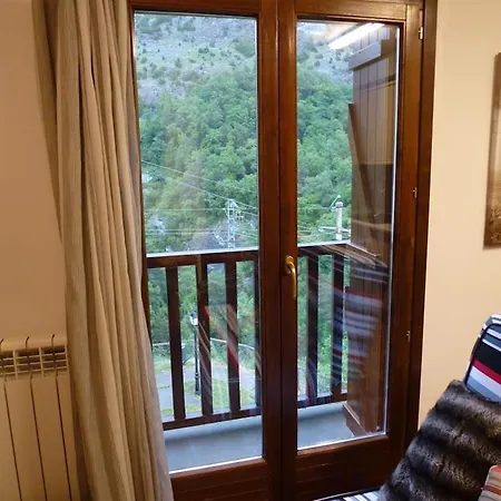 Apartamentos Escarrilla Apartament