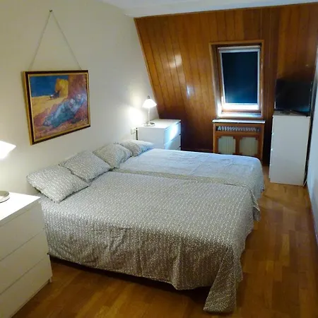Apartament Apartamentos Escarrilla