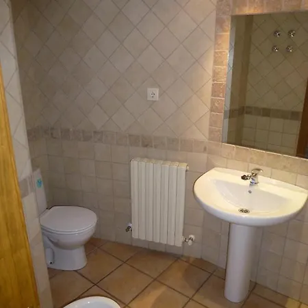 Apartamentos Escarrilla *