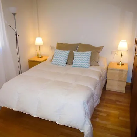 Apartamentos Escarrilla Apartament *